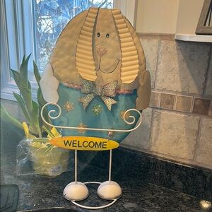 Metal Easter Bunny Welcome Decoration